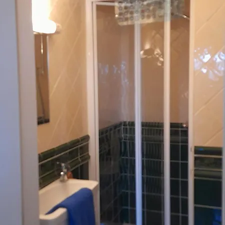 Apartment Kathleen's Includes Car Parking *