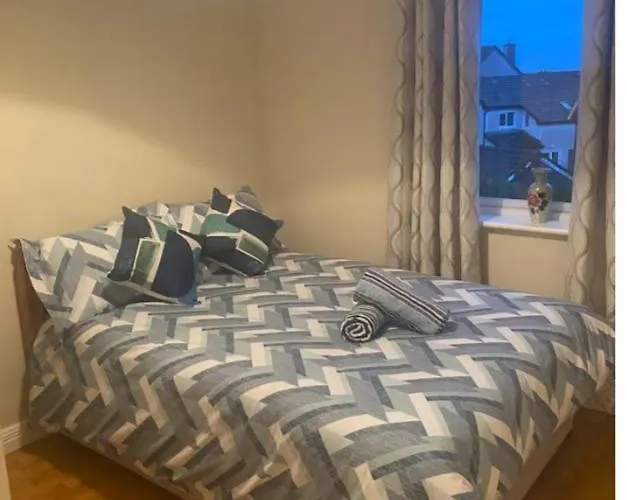 Апартаменты Kathleen's Includes Car Parking