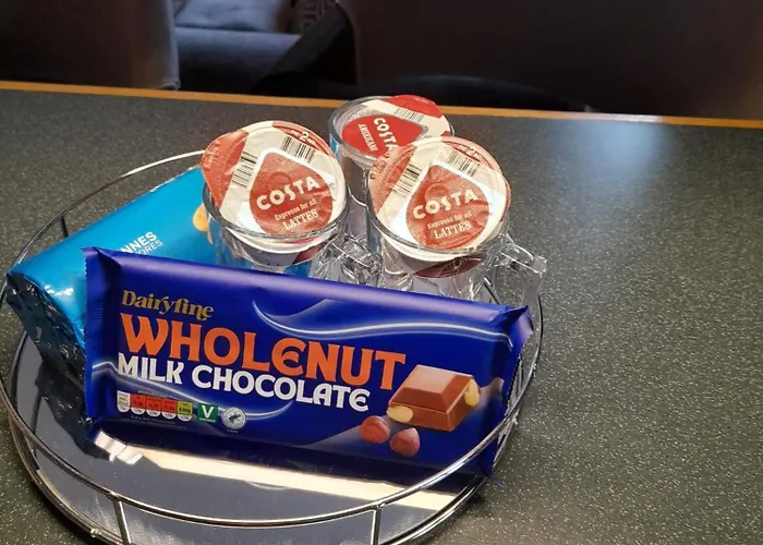 Kathleen's Includes Car Parking