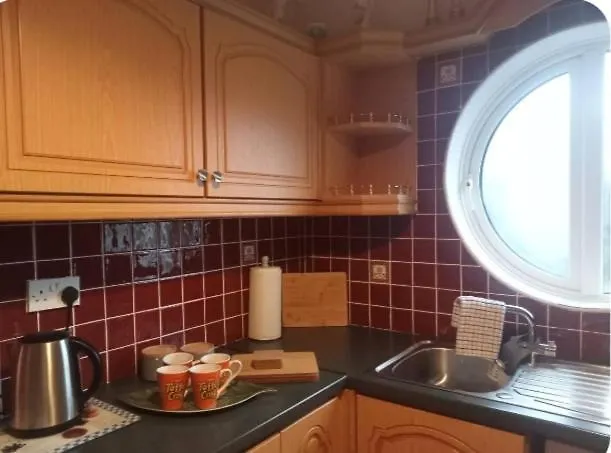 Kathleen's Includes Car Parking Голуэй